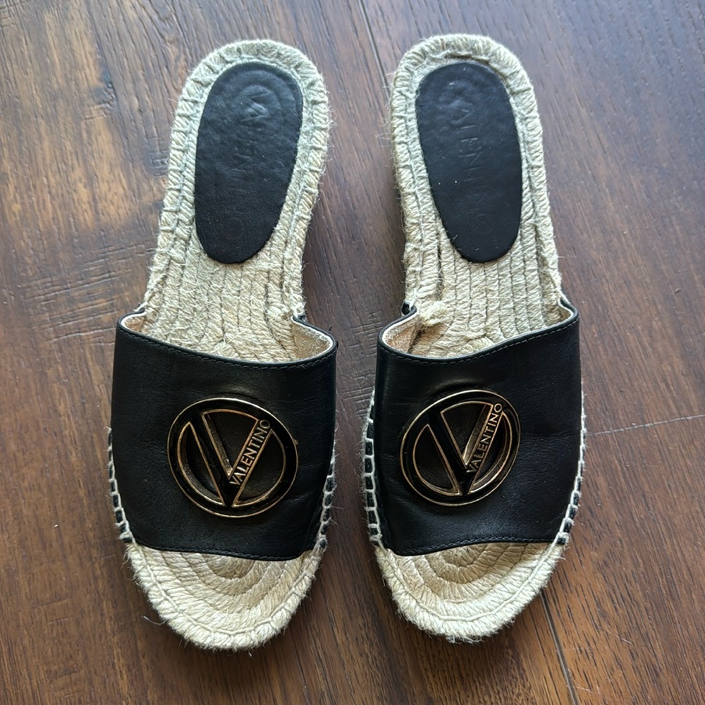 Valentino by Mario Valentino. Size 7 leather espadrille slip ons. Black.